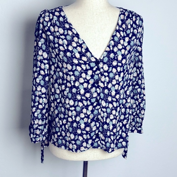 Madewell Tie-Sleeve Button-Down Top in French Floral blue size medium boho - Picture 5 of 14